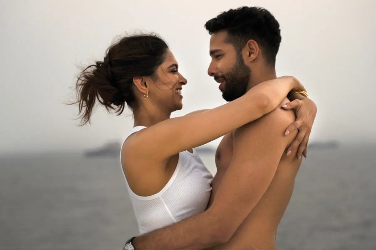 Deepika Padukone, Siddhant Chaturvedi in 'Gehraiyaan'