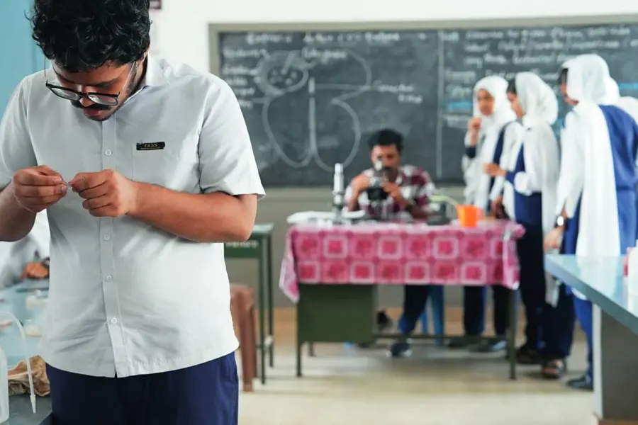 എന്തിനാണ് ശാസ്ത്രം പഠിക്കുന്നത്: തൊഴിലിനോ അതോ കൗതുകത്തിനോ?