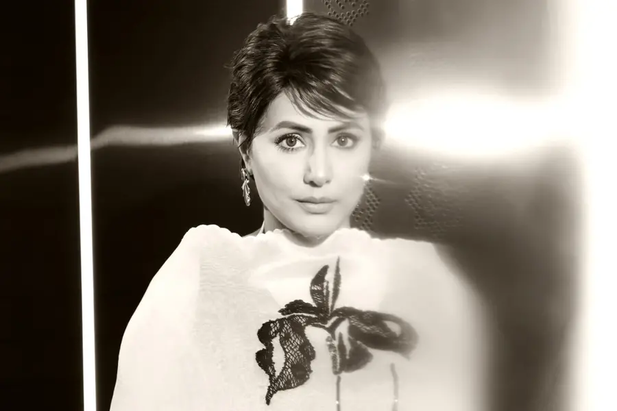 ‘Nobody spoke a word, then the bell rang’: Hina Khan recalls the falooda moment after cancer diagnosis