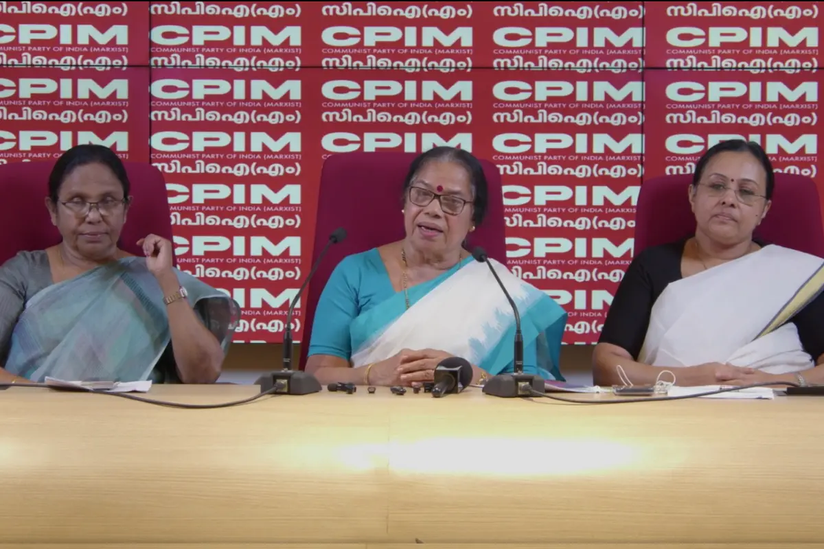കെകെ ശൈലജ, പികെ ശ്രീമതി, വീണ ജോർജ് എന്നിവർ വാർത്താസമ്മേളനത്തിൽ