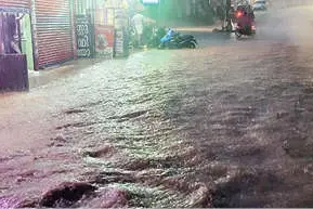 ഒരു മഴപെയ്താൽ മുങ്ങും...