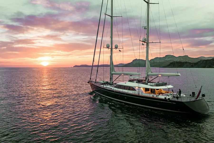 yacht