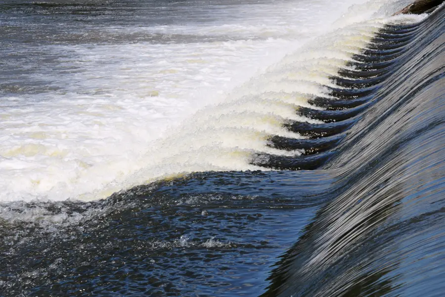 dam water