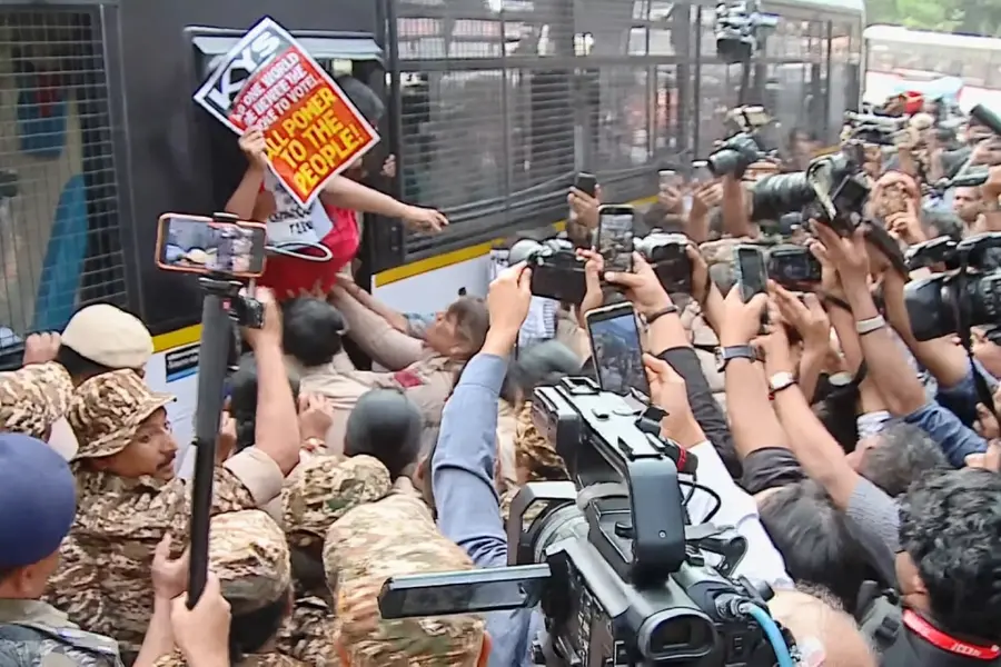 Delhi Police detain protesters demanding Gyanesh Kumar's resignation
