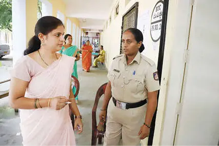 നാല് കൗൺസിൽ സീറ്റുകളിലേക്ക് വോട്ടെടുപ്പ് പൂർത്തിയായി