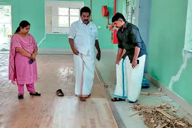 ഇൻഡോർ സ്റ്റേഡിയം: അറ്റകുറ്റപ്പണി നേരിട്ട് വിലയിരുത്തി എം.എൽ.എ.