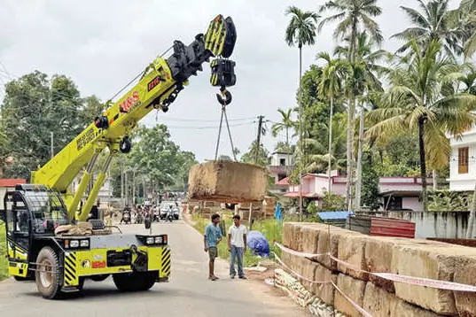 കാക്കനാട് മേൽപ്പാലം: പൈലിന്റെ ഭാരക്ഷമതാപരിശോധന 28-നു തുടങ്ങും