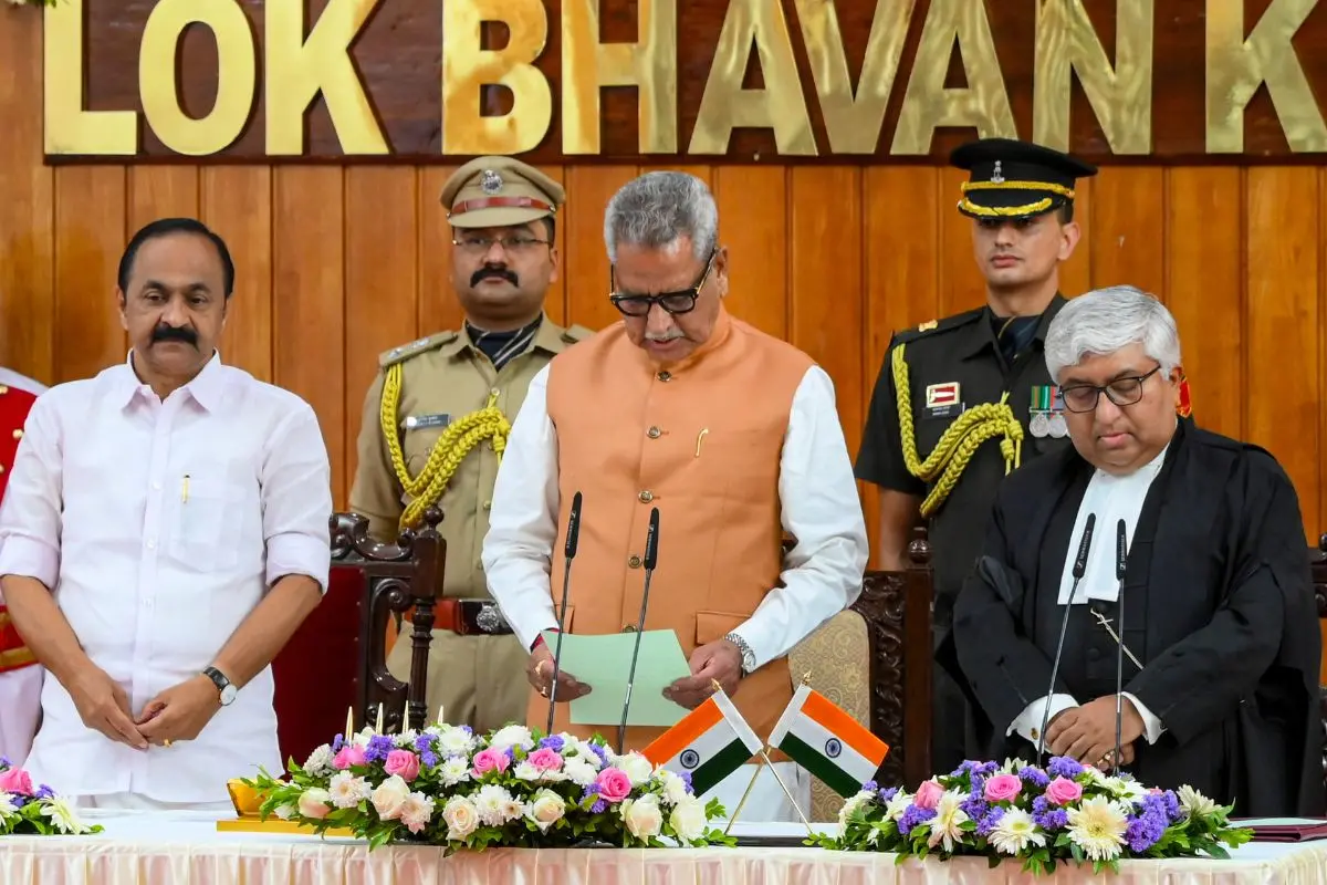 Keralam Governor designate Om Prakash Mathur takes oath during a ceremony, in the presence of Keralam High Court Chief Justice Soumen Sen and Chief Minister V D Satheesan, in Thiruvananthapuram, Friday, Oct. 23, 2026 (Photo: PTI)
