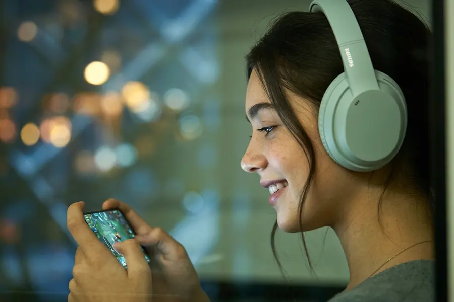 Amazon's top rated wireless headphones are at affordable price range