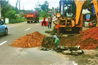 എൻ.എച്ച്. ദുരിത പാതയാകുന്നോ?