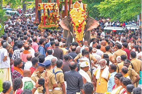 നവരാത്രിവിഗ്രഹങ്ങൾ മാതൃക്ഷേത്രങ്ങളിൽ തിരിച്ചെത്തി