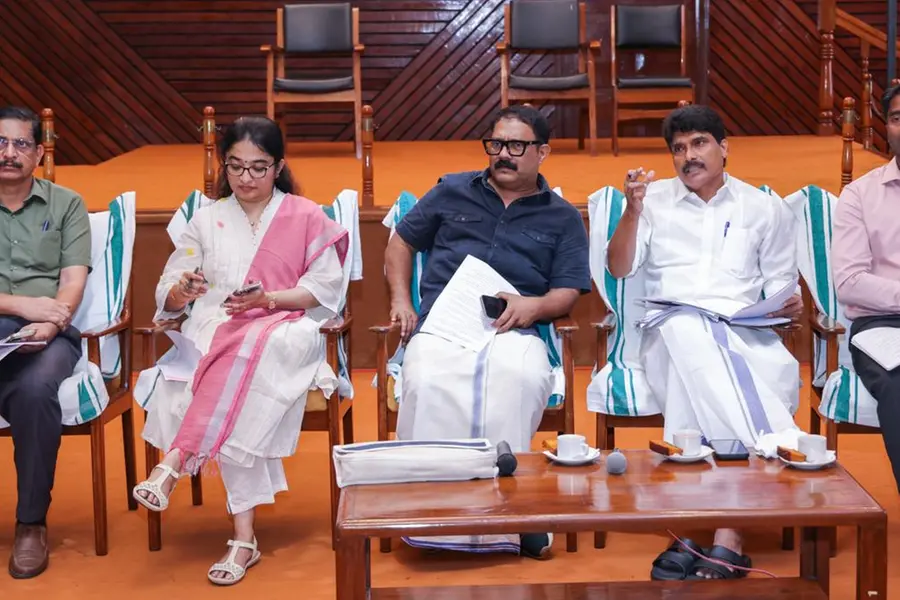 സംസ്ഥാനത്ത് 28% മഴക്കുറവ്, താപനിലയിൽ രണ്ട് ഡിഗ്രി വർധന; എൽ നിനോ പ്രതിരോധത്തിന് സംസ്ഥാനതല മോണിറ്ററിങ് യൂണിറ്റ്