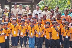 കണ്ടറിഞ്ഞും പഠിച്ചും ഒരുദിനം; കുരുന്നുകൾക്ക് അറിവിന്റെ പുതിയലോകം