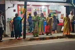 രാത്രികാല ബസ് സർവീസ് പുനരാരംഭിക്കണം