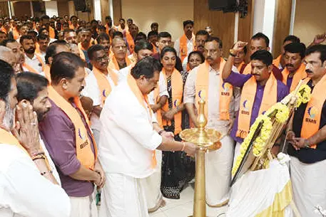 കാസർകോട് വികസനപാക്കേജ് പ്രഖ്യാപിക്കണം -ഉണ്ണികൃഷ്ണൻ ഉണ്ണിത്താൻ