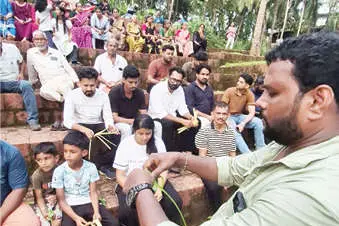തെങ്ങോലയിൽ കരകൗശല വിസ്മയം; പരിശീലനവുമായി ‘ഓല’ ശില്പശാല