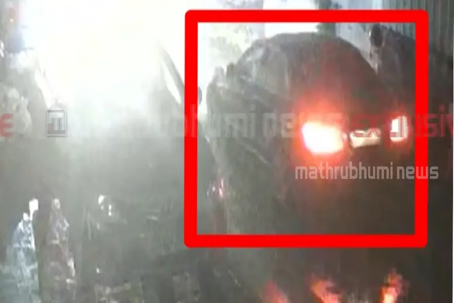 cheranalloor-accident-minor-benz-cctv-footage