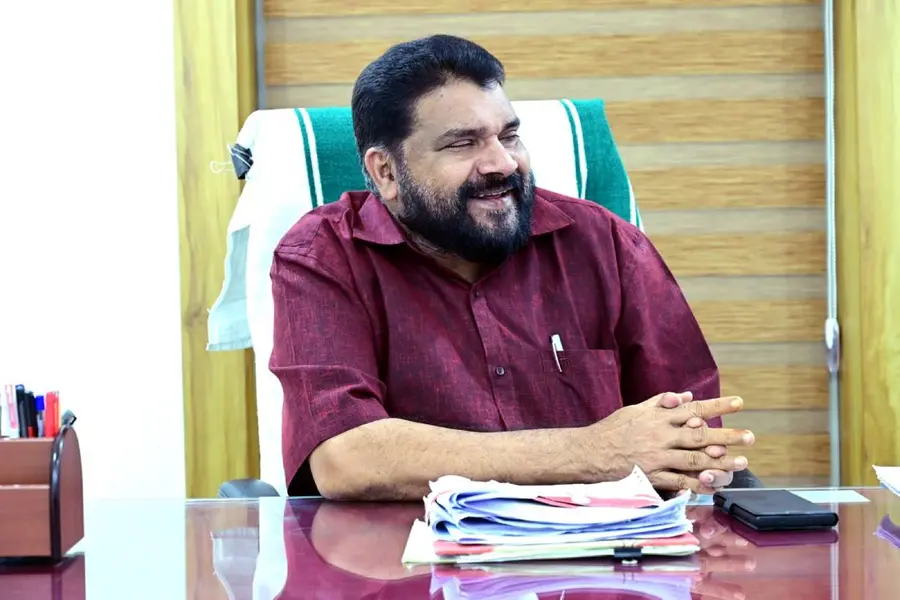 ജില്ലാ കമ്മിറ്റിയും ജില്ലാ സെക്രട്ടറിയേറ്റും കൈവിട്ടു; എം. രാഘവൻ ഏരിയാ കമ്മിറ്റിയിൽനിന്ന് പുറത്ത്