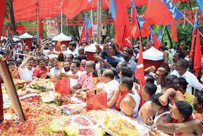വയലാർ-ഒളതല രണസ്മരണ പുതുക്കി ആയിരങ്ങൾ
