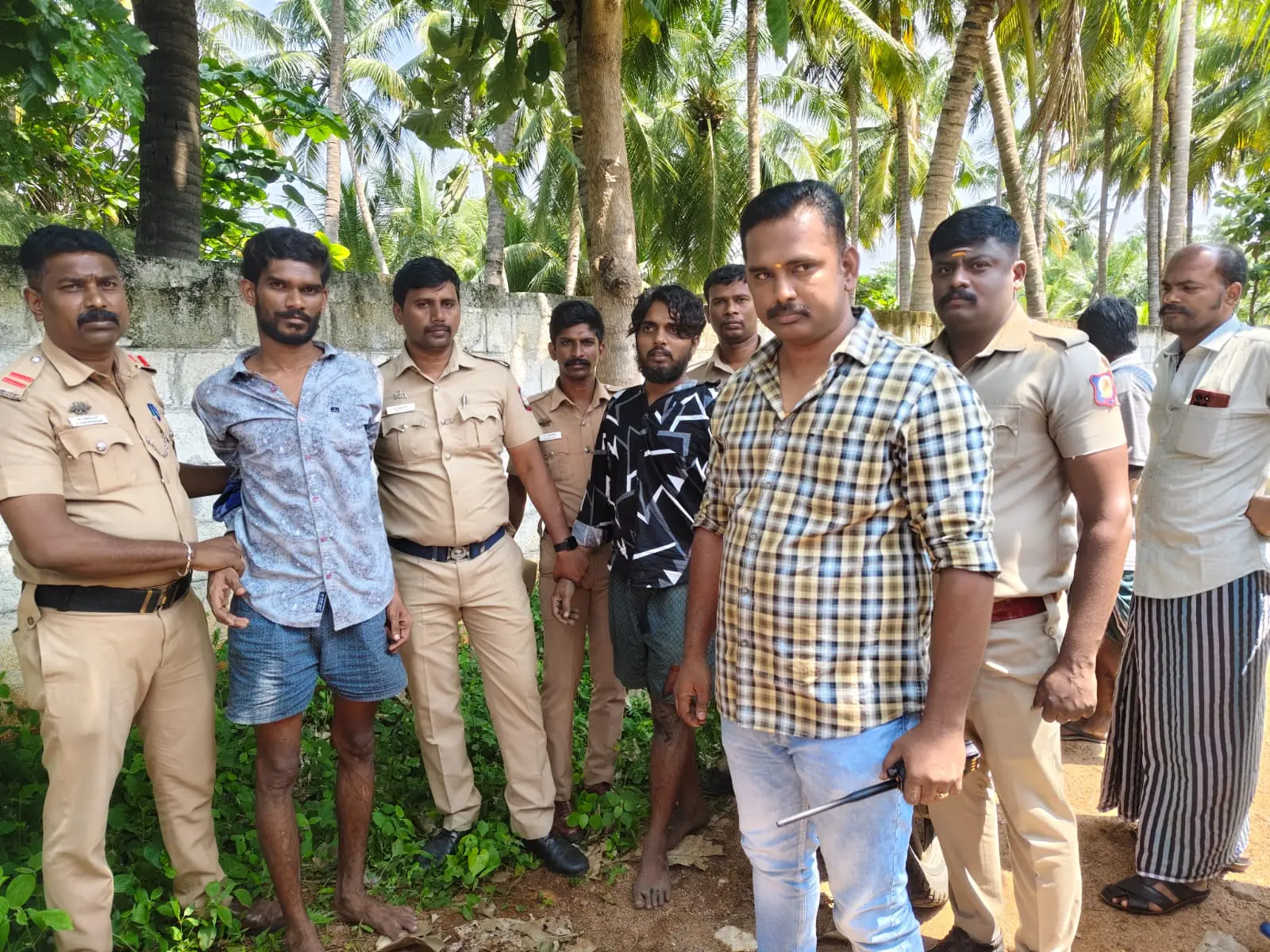 തേനി ജില്ലാ ജയിലില്നിന്ന് ചാടിയ തടവുകാരെ പിടികൂടിയപ്പോള്, തടവ് താടിയ 17 പേരില് 15 പേര് പിടിയിലായി