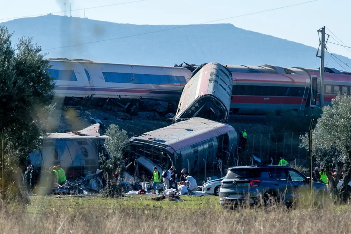 Emergency services attend to the victims at the scene of a collision between two trains in Urda, Spain, on Wednesday | Photo: PTI