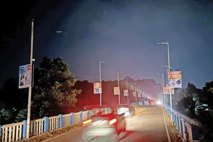 തെരുവുവിളക്കുകൾ കത്തുന്നില്ല; പ്രായിക്കര പാലത്തിൽ അപകടം പതിവ്