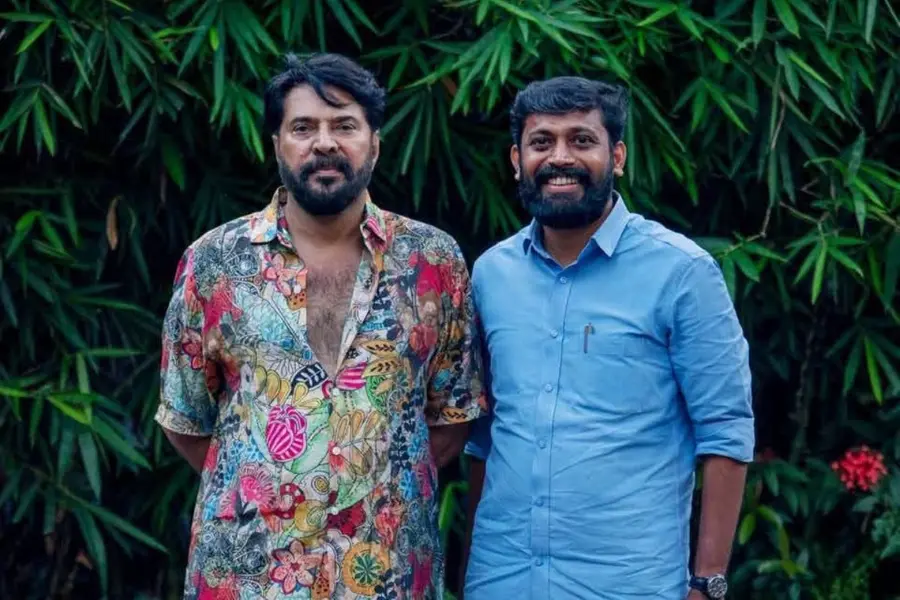 Why is Mammootty facing backlash over a photo with DYFI leader M Vijin?