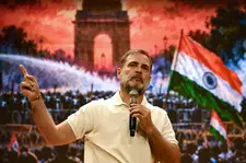 ‘പോലീസിനെയും ലാത്തിയേയും ഭയക്കേണ്ട, നമുക്ക് ഒരുമിച്ച് നടക്കാം,ഇന്ത്യയെ സംരക്ഷിക്കാം’; രാംലീല റാലിയിലേക്ക് ക്ഷണിച്ച് രാഹുൽ