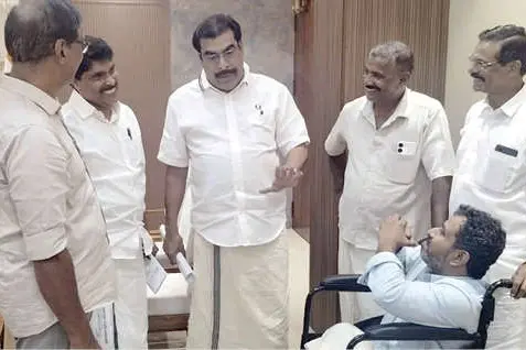 വയനാട് ബദൽ റോഡ്: കർമസമിതി മന്ത്രിമാരുമായി കൂടിക്കാഴ്ച നടത്തി