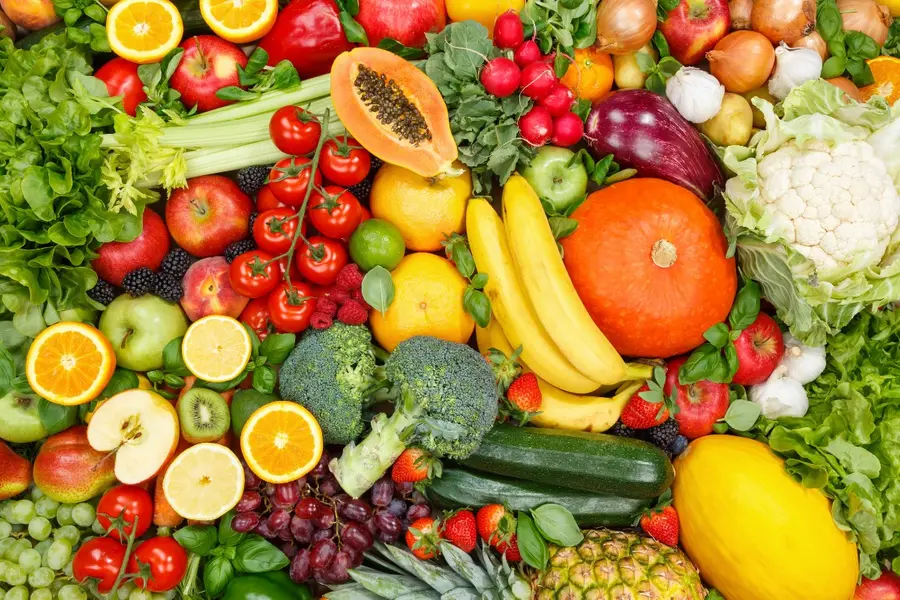 Throwing away fruit, vegetable peels? You maybe discarding the most fibre-rich parts