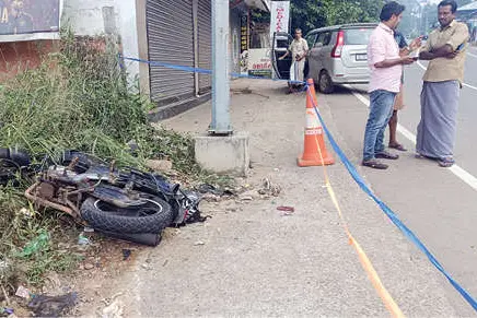 കൺമുൻപിൽ അപകടം; ഞെട്ടലിൽ ബാബു