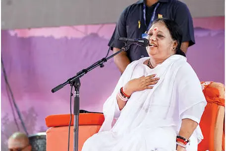 സത്കർമങ്ങൾ ജീവിതത്തിന് പ്രശസ്തിയും പ്രാധാന്യവുമുണ്ടാക്കും -മാതാ അമൃതാനന്ദമയി