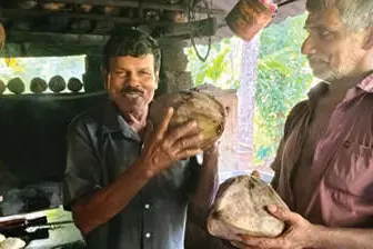 കണ്ണേട്ടന്റെ ചായക്കട വേറെ ലവലാണ്