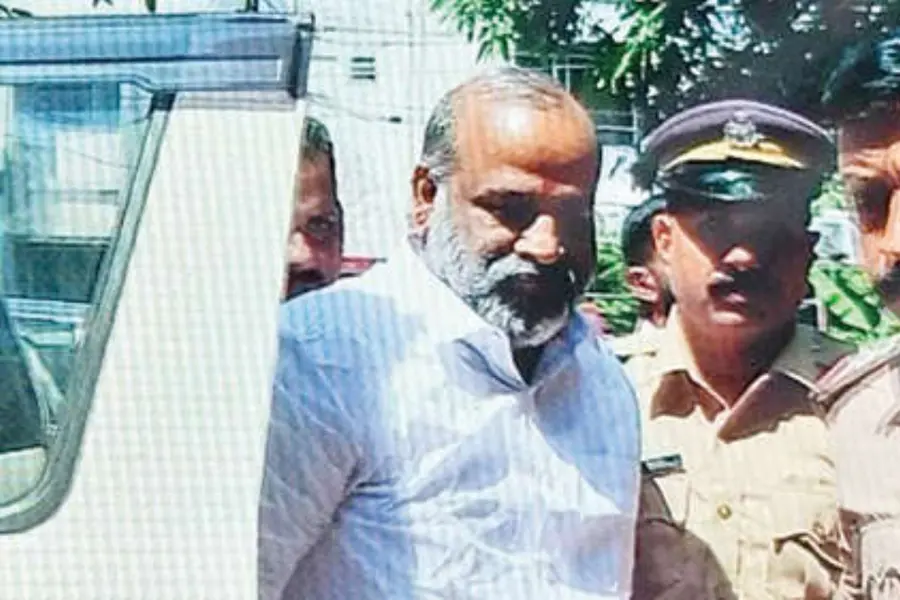 മുന്നൂറുകോടിയുടെ നിക്ഷേപത്തട്ടിപ്പ് കേസ്; അറസ്റ്റിൽ നടപടിക്രമം വാദിച്ചില്ലെന്ന് വാദം, ആർ പ്രേംകുമാറിനെ വിട്ടയച്ചു