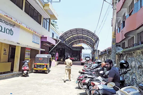 മാറനല്ലൂർ പഞ്ചായത്ത് ഒാഫീസ് വളപ്പിൽ കൃഷിഭവനും ഒാഡിറ്റോറിയവും സ്ഥലപരിമിതി; വീർപ്പുമുട്ടി ജീവനക്കാരും ജനവും